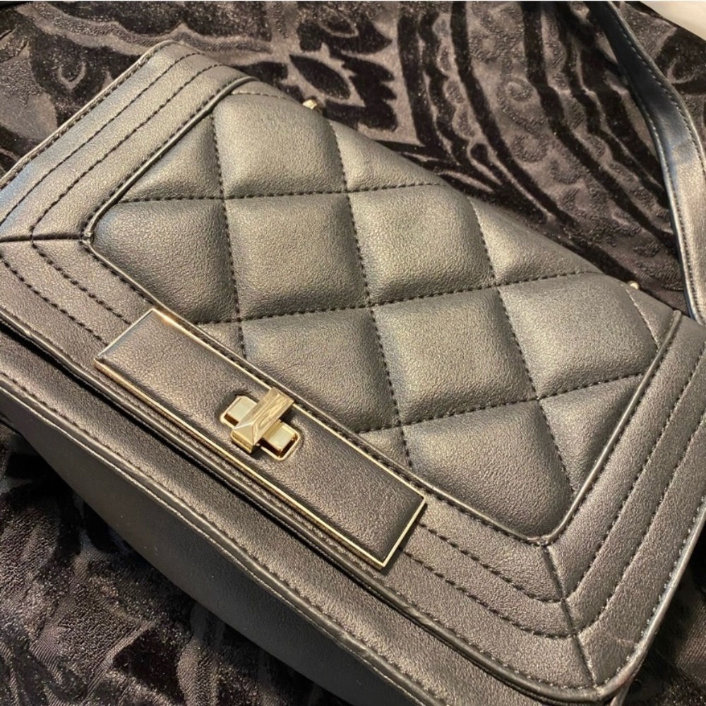 Black Quilted Crossbody Handbag